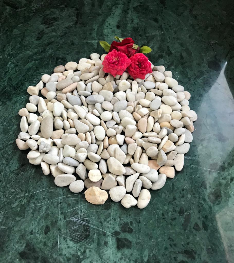 Pebble stone White in Bali collection